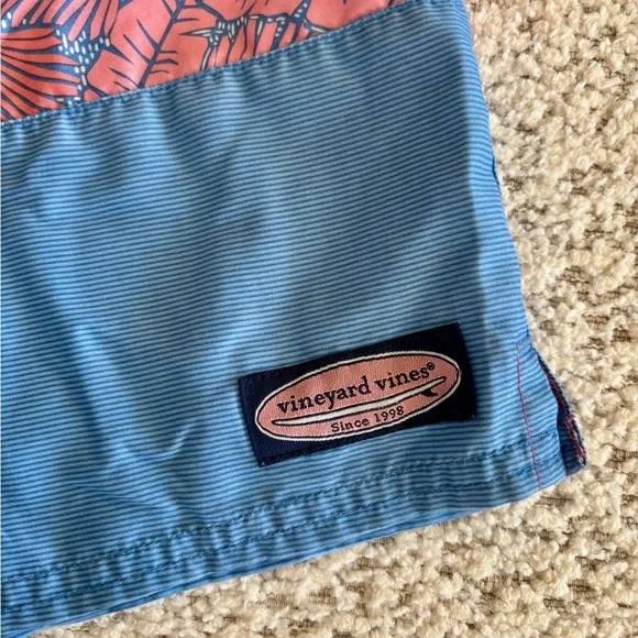 Vineyard Vines, Boys' Printed Chappy Swim Trunks, Size Large - Picture 3 of 6